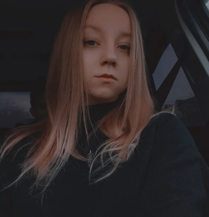 LilianFluff's Offline Chat Room