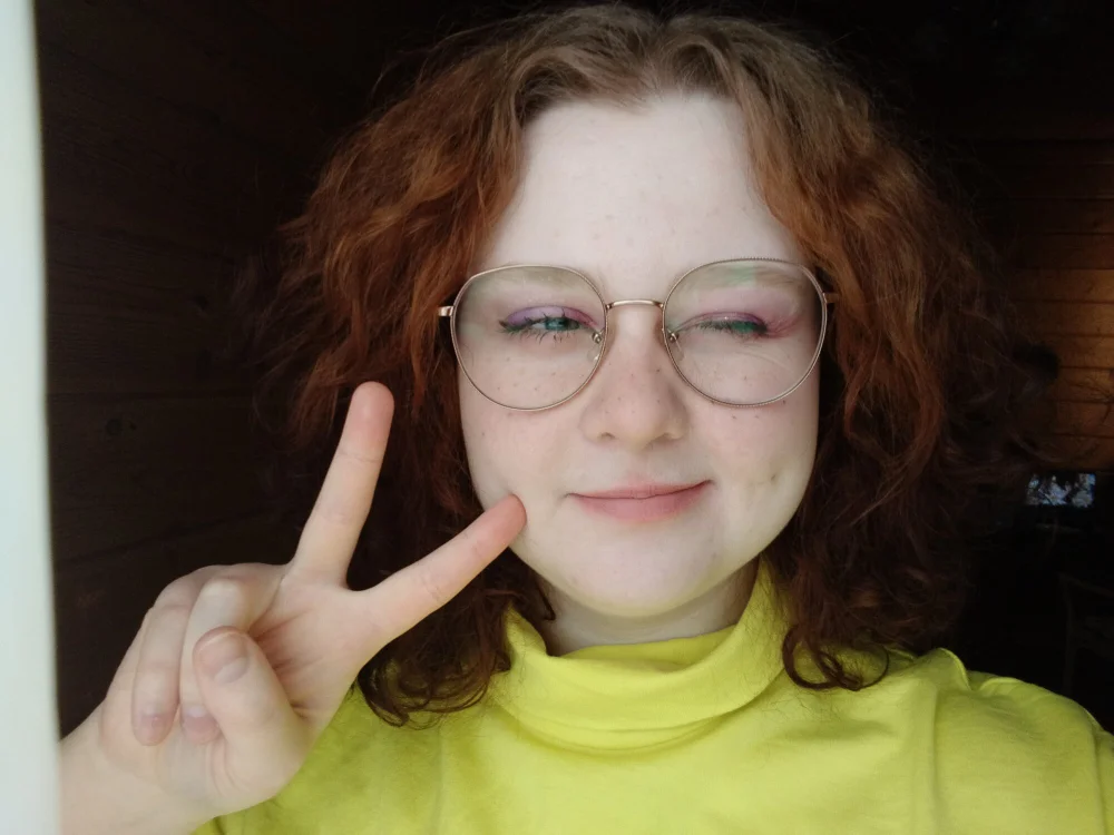 Sara_del_Sun élő XXX-chatje