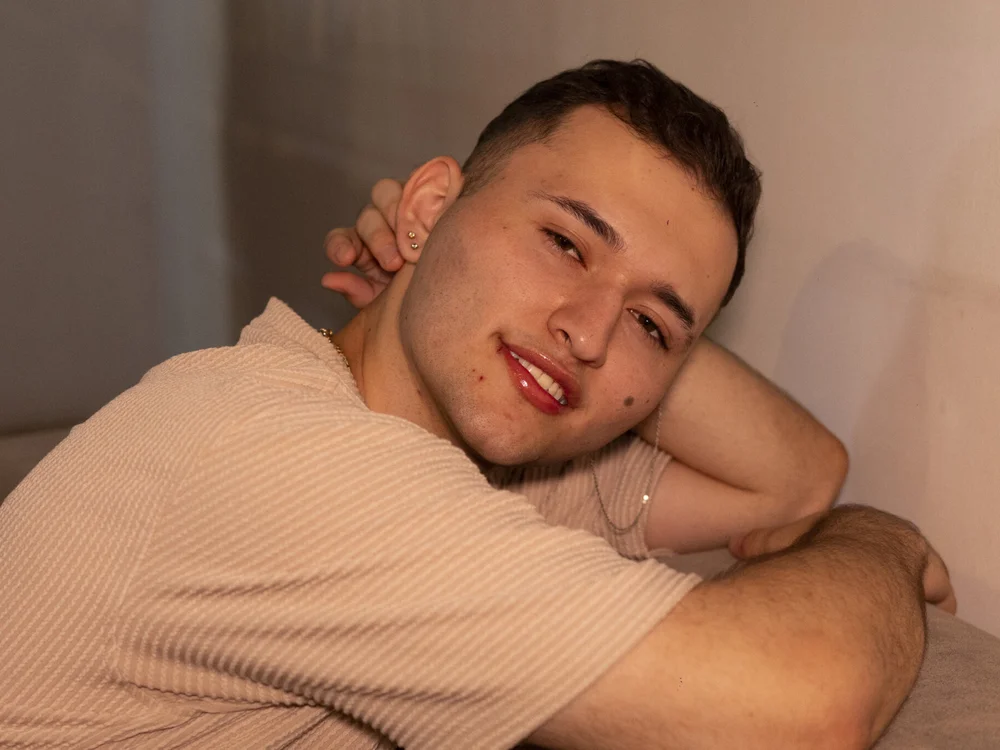 paul_nova's Offline Chat Room