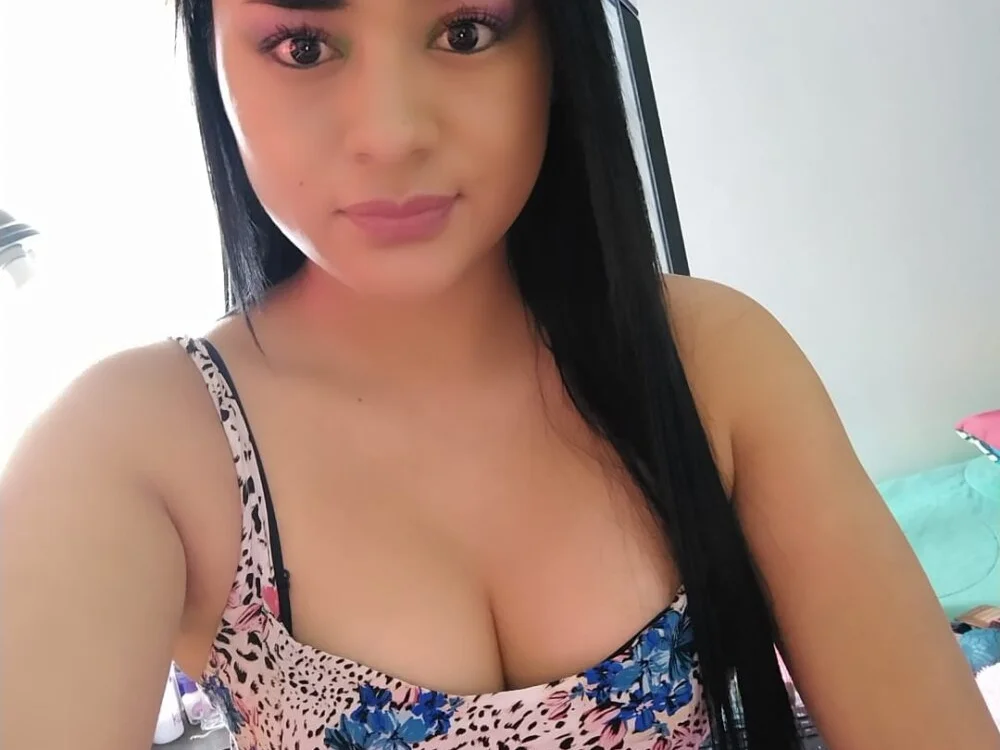 Chatroom XXX hors ligne de ReyleDoll