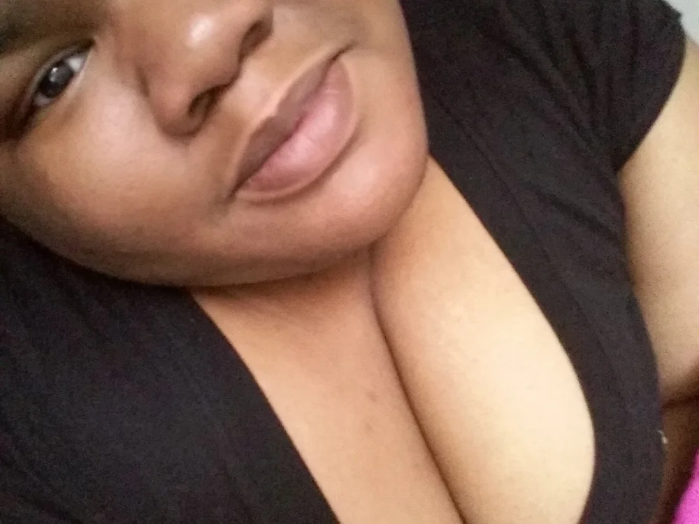 FunsizeBBW's Offline XXX Chat