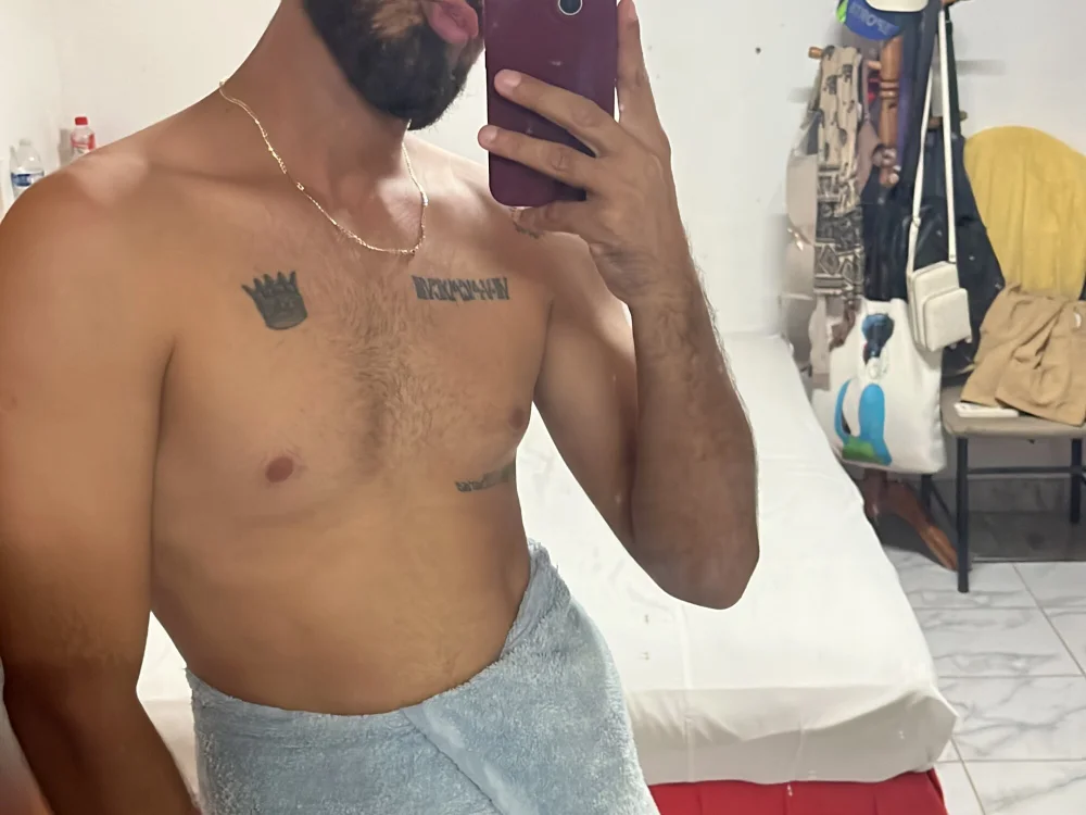 cubanpapi_98's Offline XXX Chat