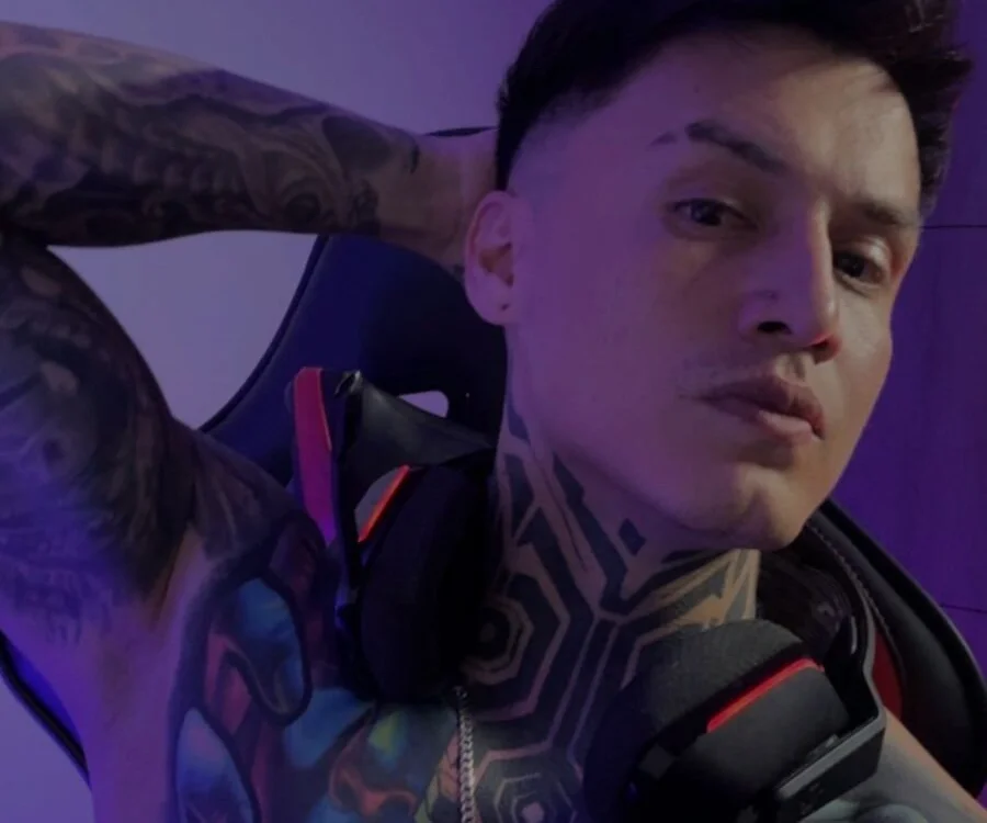 Chrissblack Chat XXX Ngoại tuyến