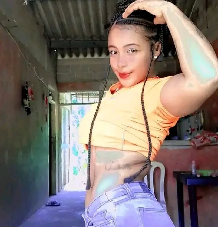 _Miiaa_'s Offline Chat Room