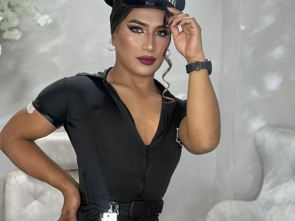 megan_divine's Offline XXX Chat