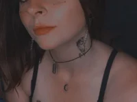 LilyIrons Chat XXX live