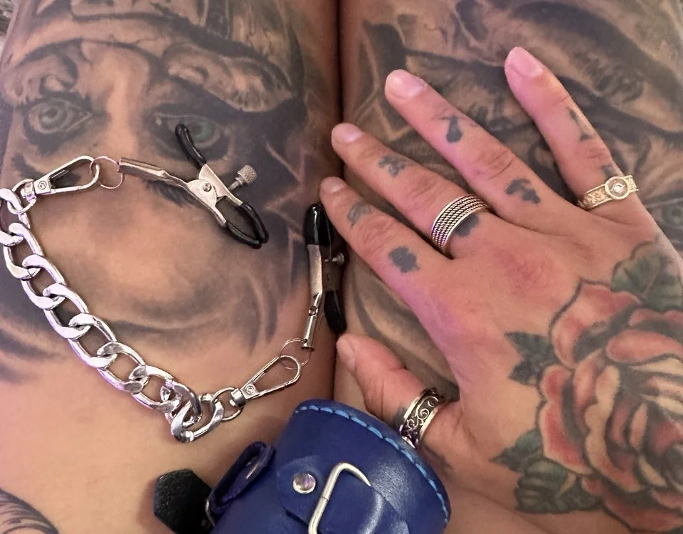 Cool_Freak_ offline XXX-chat