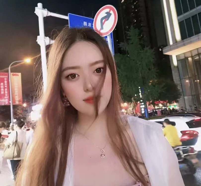 YB-4 Chat XXX Ngoại tuyến