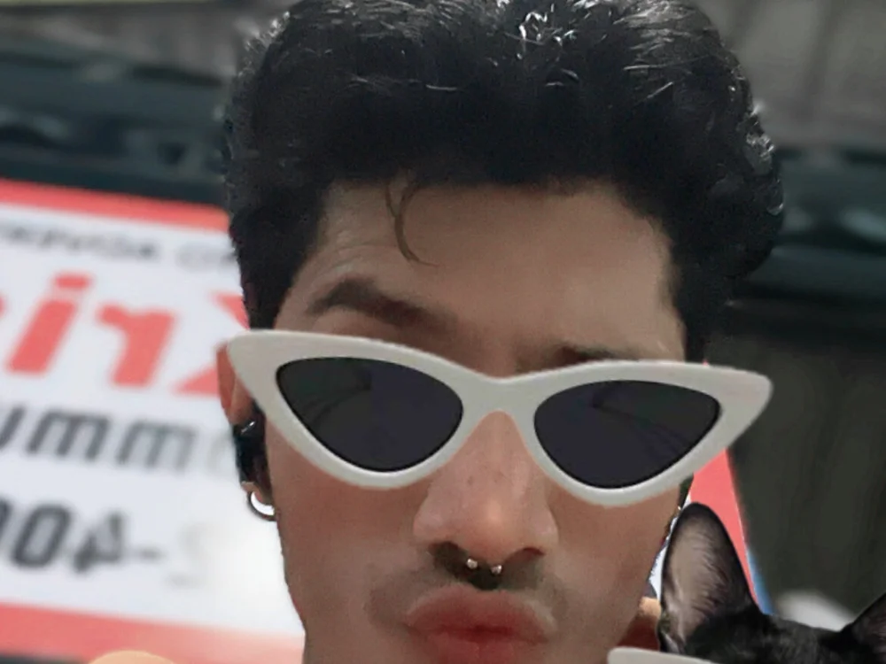 Yeish007's Offline Chat Room