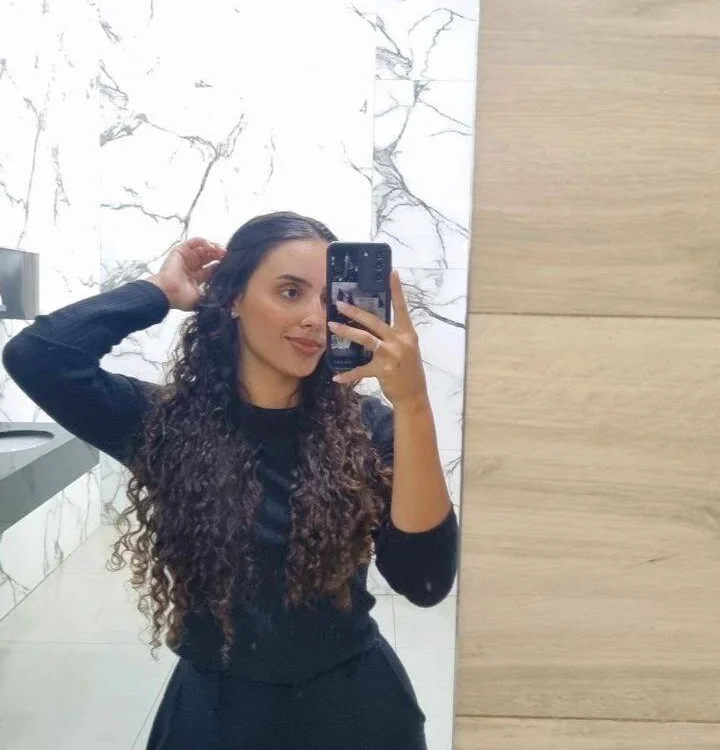 DeanneDelgrosso's Offline Chat Room