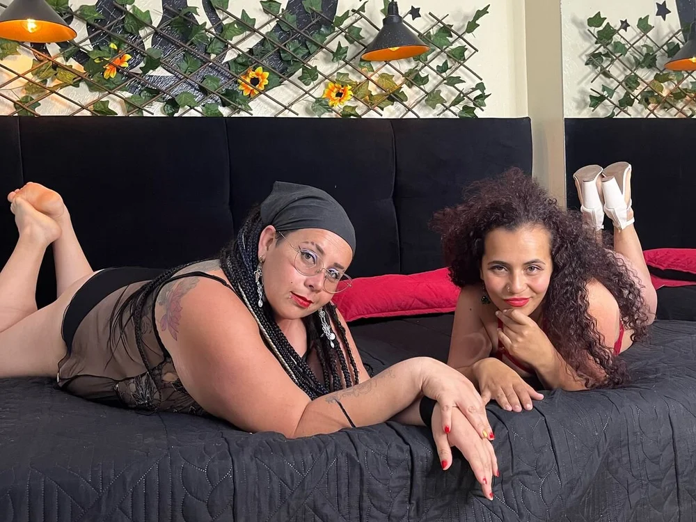 VampiAndDiabla's Offline XXX Chat