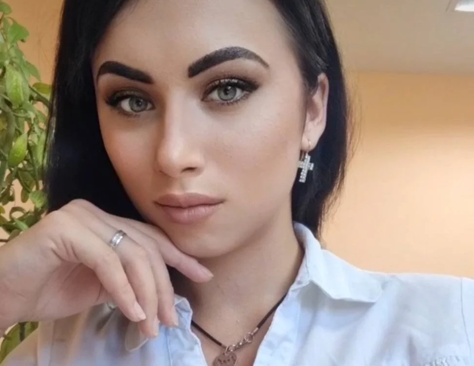 Kriss_Miss1's Offline XXX Chat