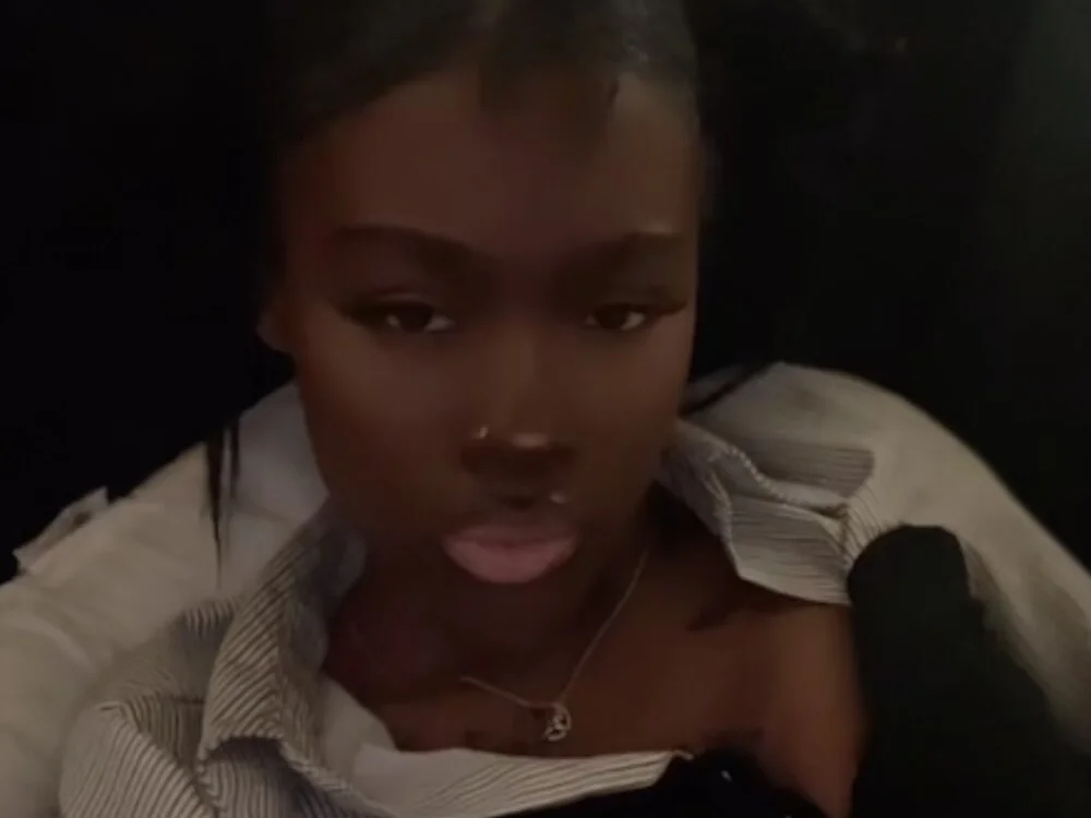 Chatroom XXX hors ligne de maskedgirl5005