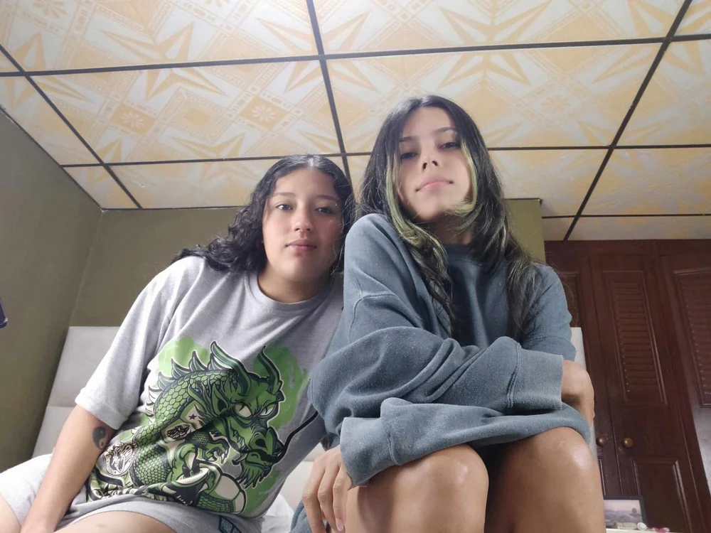 Violet_and_Ela