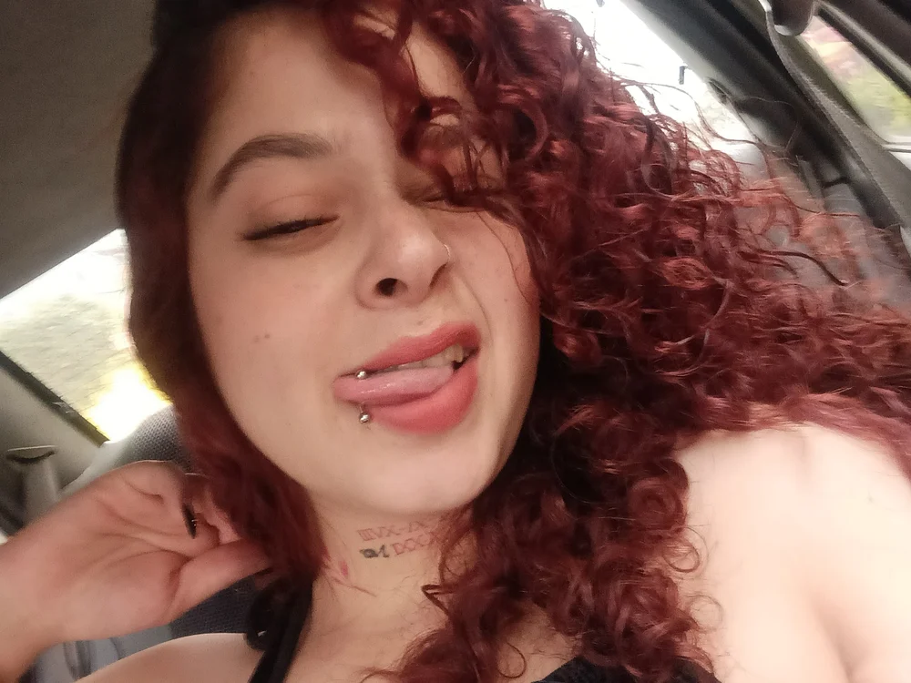 Melany_Cooper039's Offline Chat Room