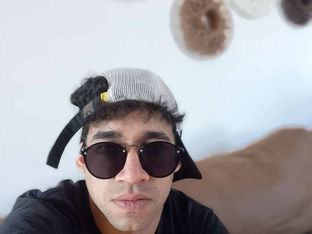 Rbss9930's Offline Chat Room