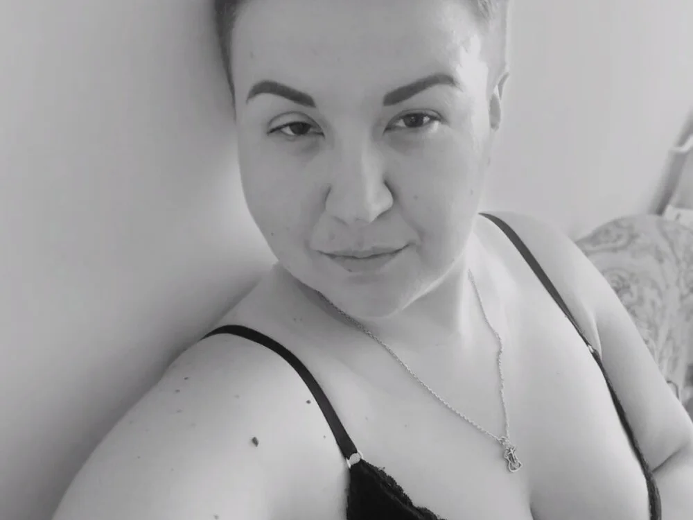 Annet1912 Offline XXX-chat