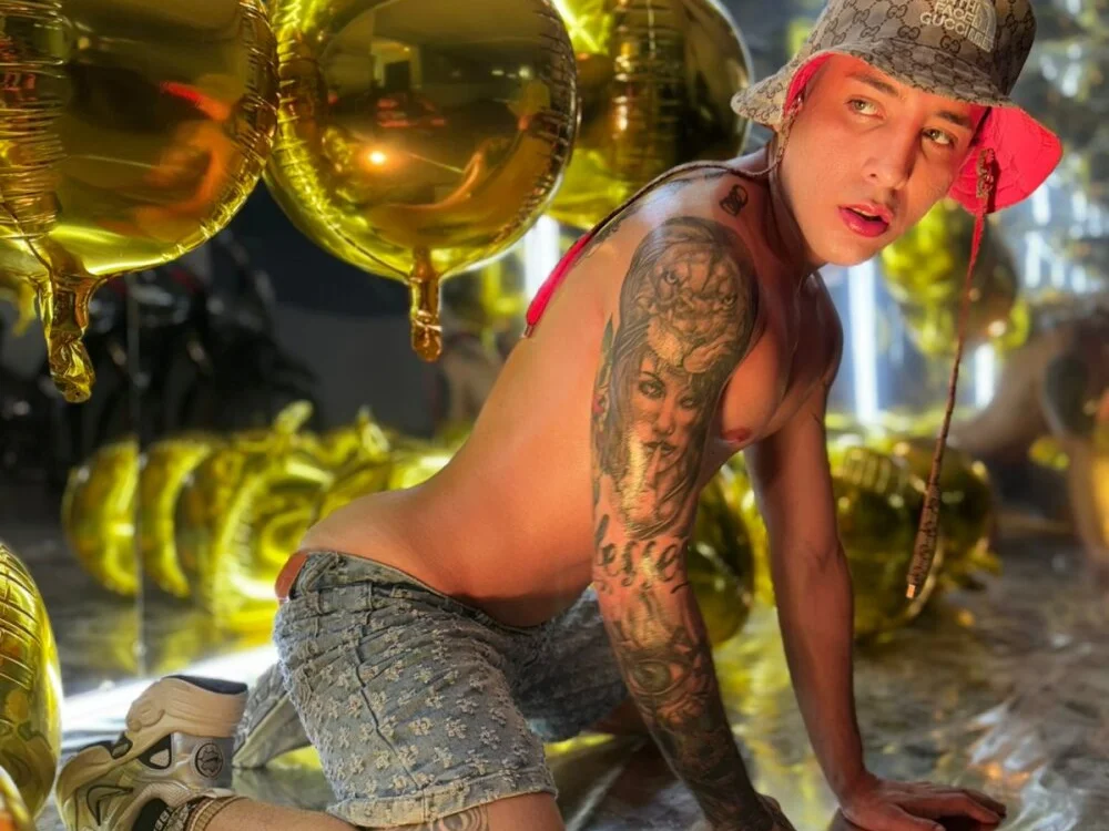 Офлайн-чат XXX PapiLucca