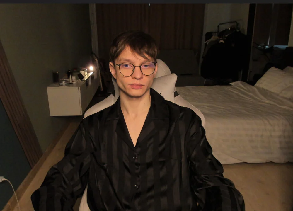 therokieeee's Offline XXX Chat