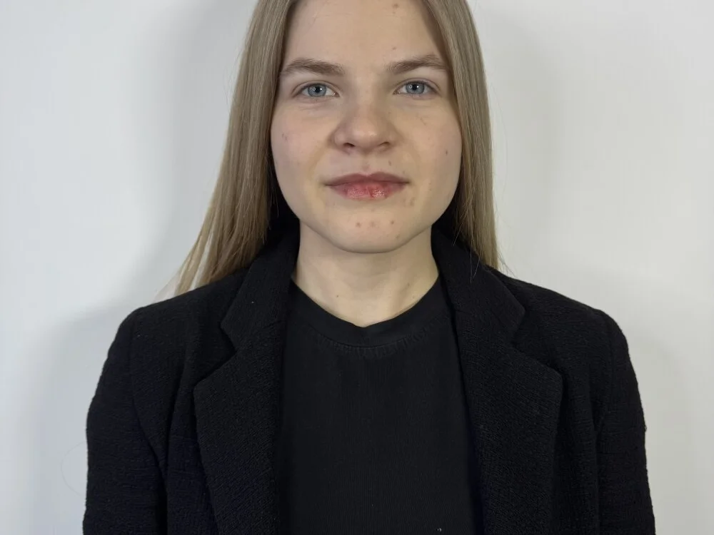 VikiSwauger Offline XXX-Chat