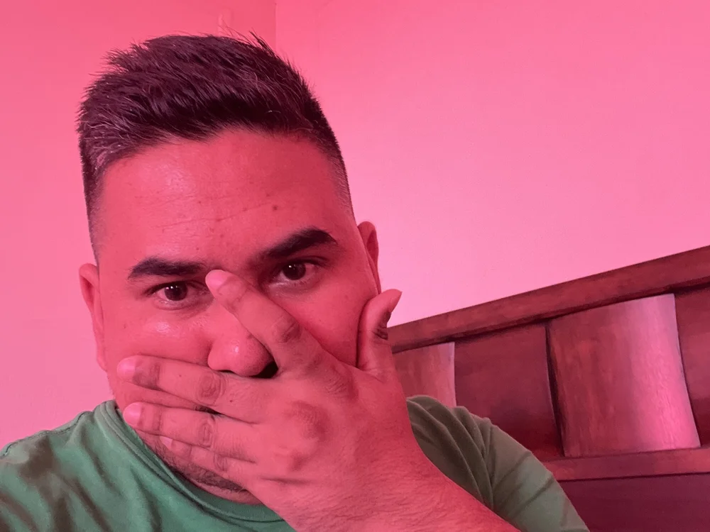 Hotboy925420 Chat XXX offline