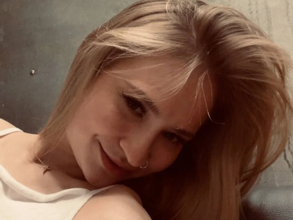 PegCroxford offline XXX-chat