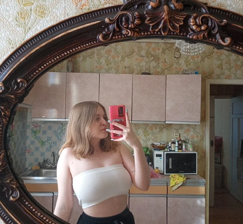 Alice_Betsey offline chatrum