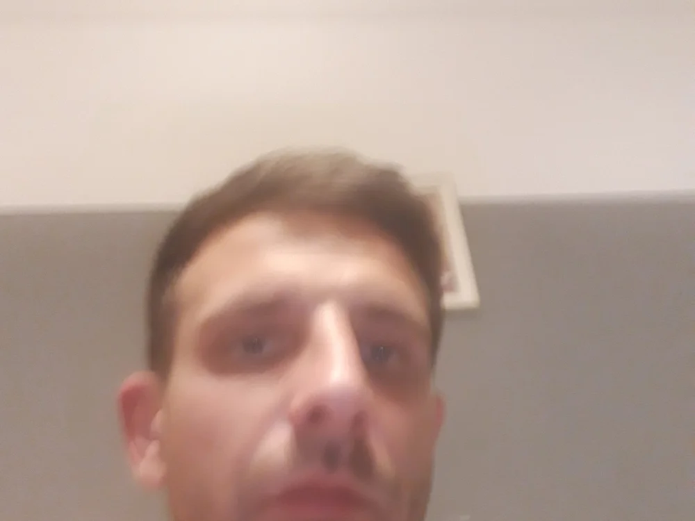 jebacpsow's Offline Chat Room