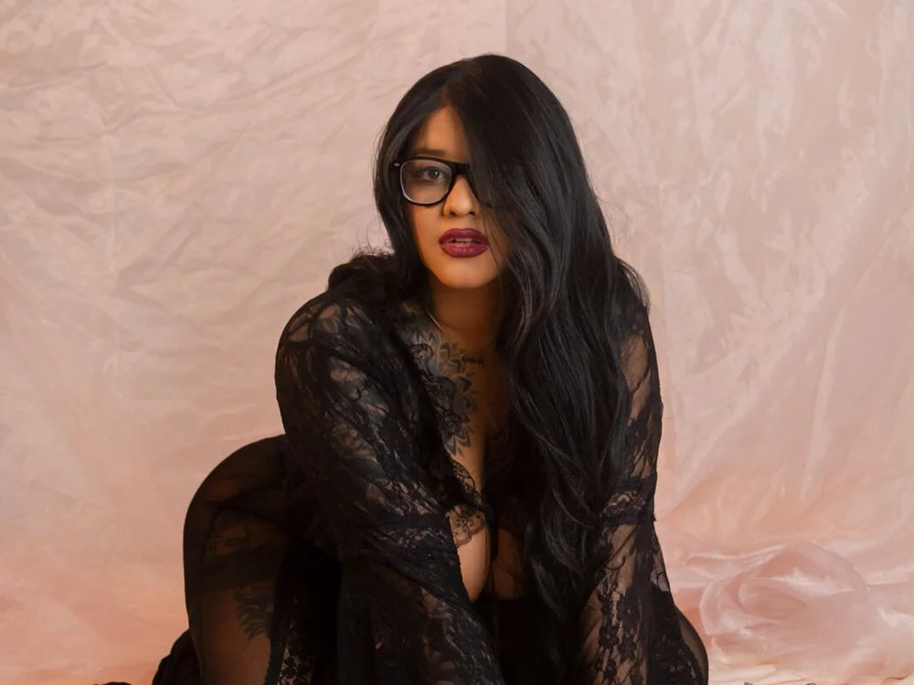 monroe_777 Chat XXX offline