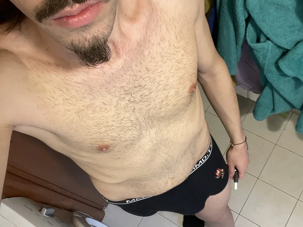 Thaboy_01 offline chatrum