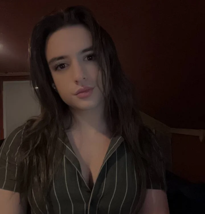 femsoda's Offline Chat Room