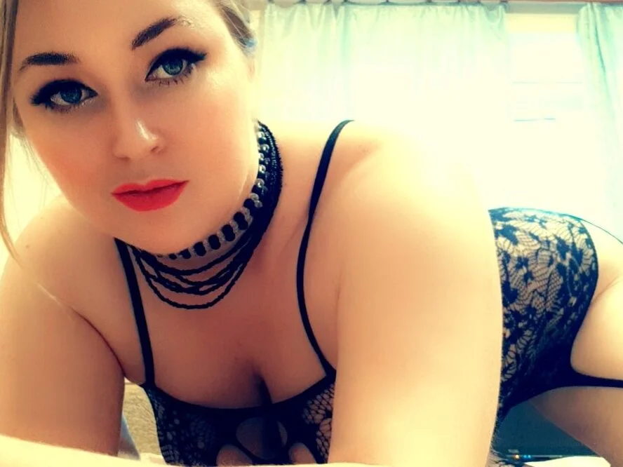 YourSweetRi: офлайн-секс-чат