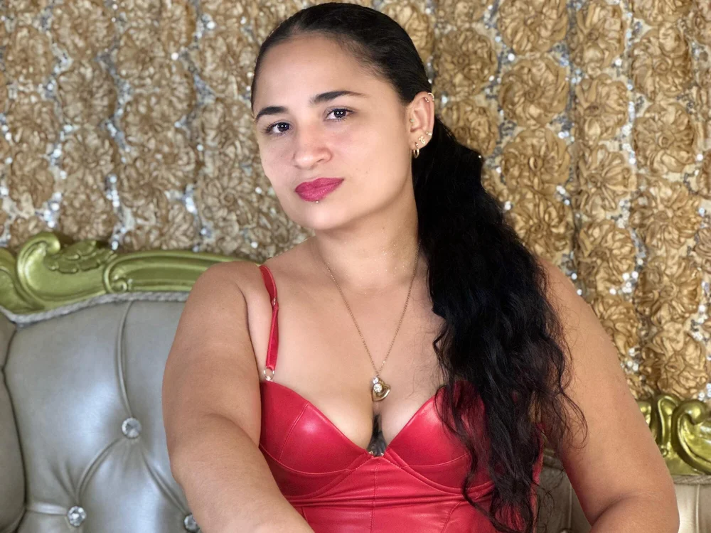 michell__naughty's Offline Chat Room
