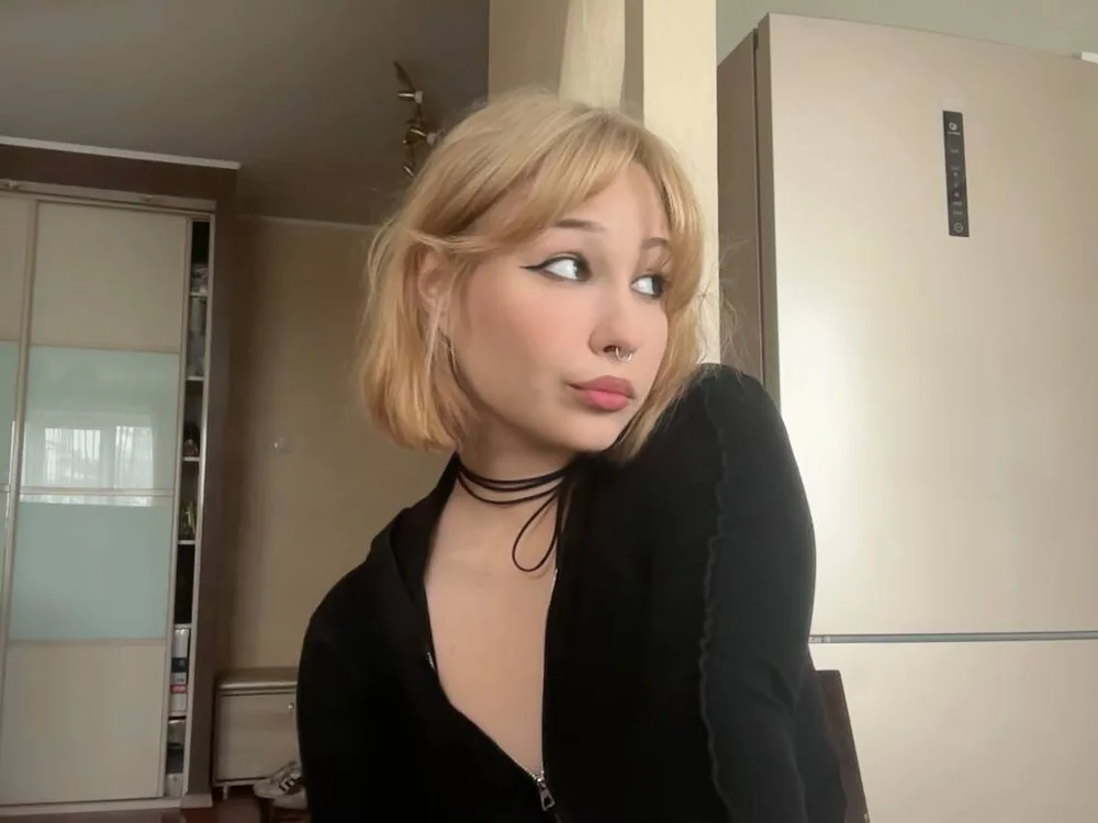 Candy__Soul's Offline Chat Room