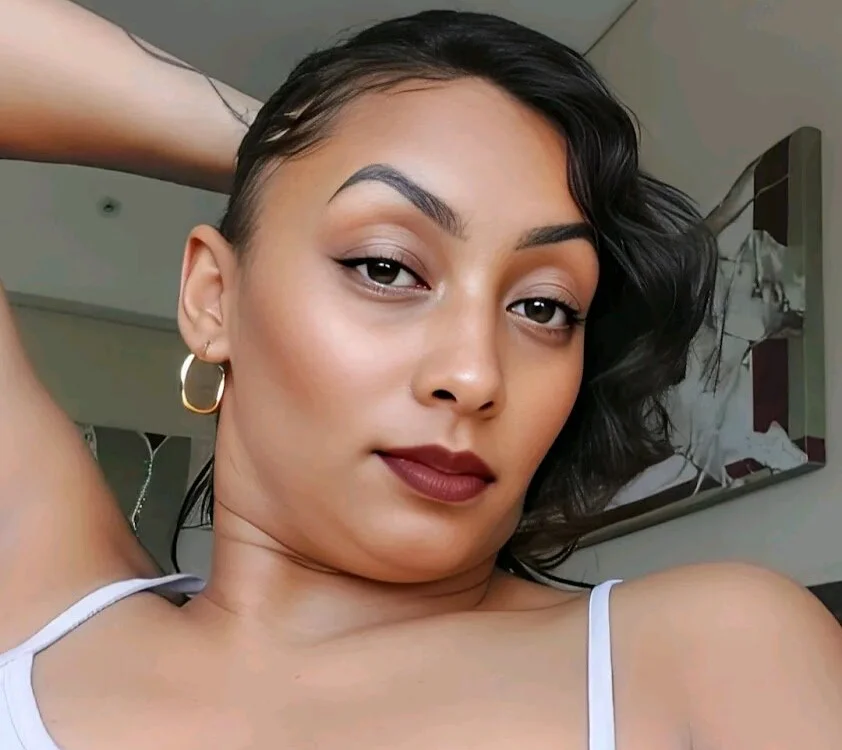 SULTRYBEAUTYxx's Offline XXX Chat