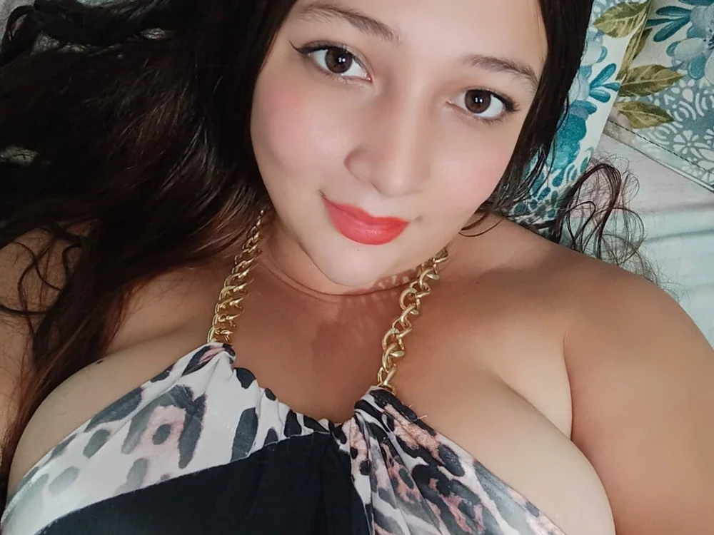 sofia-76's Offline Chat Room