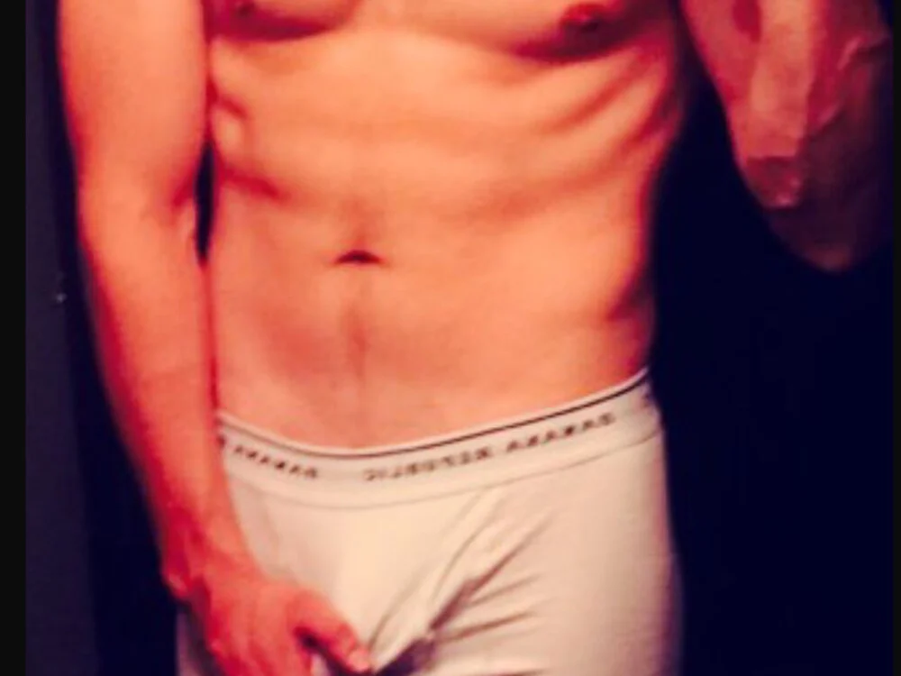 longcurved212121's Offline XXX Chat