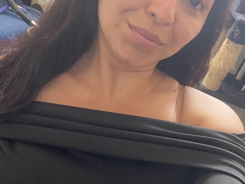 Andrika94's Offline Chat Room