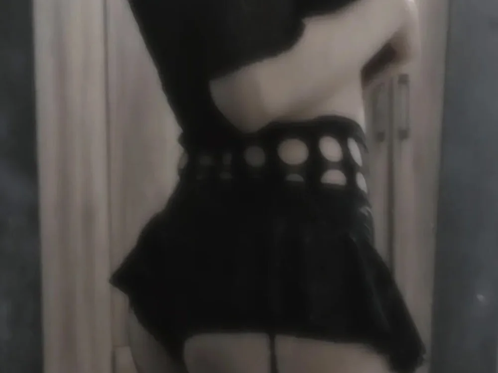 Lilith_Gomez_'s Offline XXX Chat