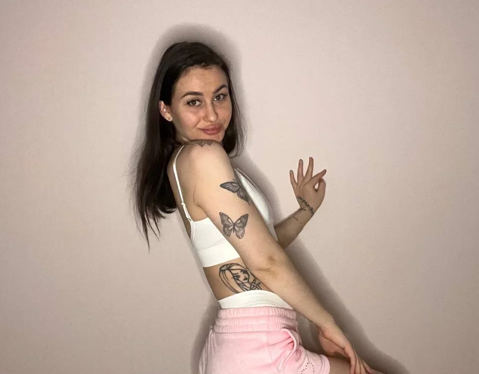 Alice_Blissful Offline XXX-Chat