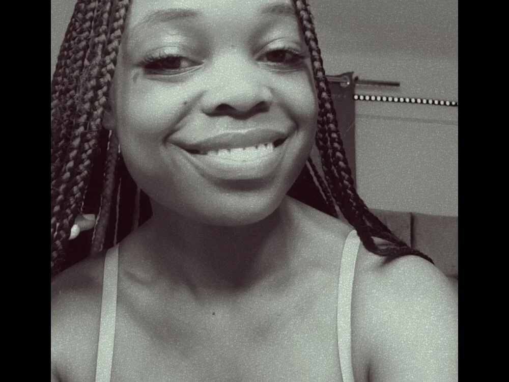 WhinyPallor offline XXX-chat