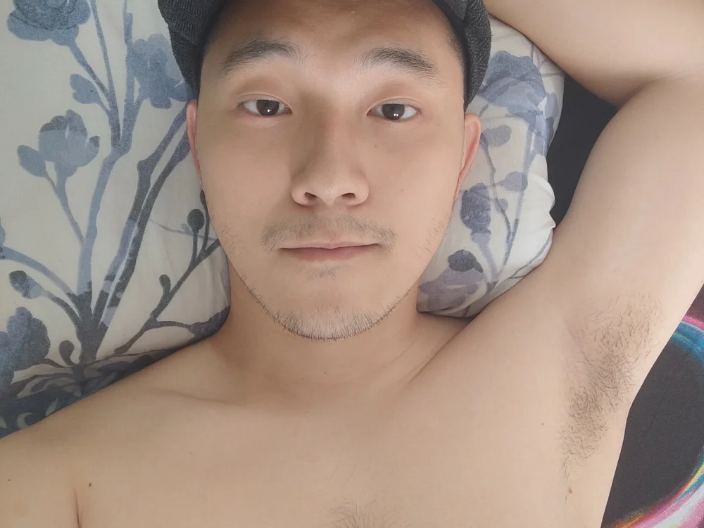 asianHairyFun's Offline XXX Chat