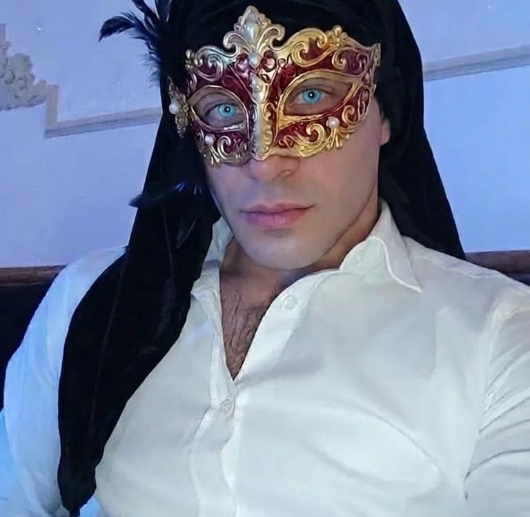 robertoilduro Offline XXX-chat