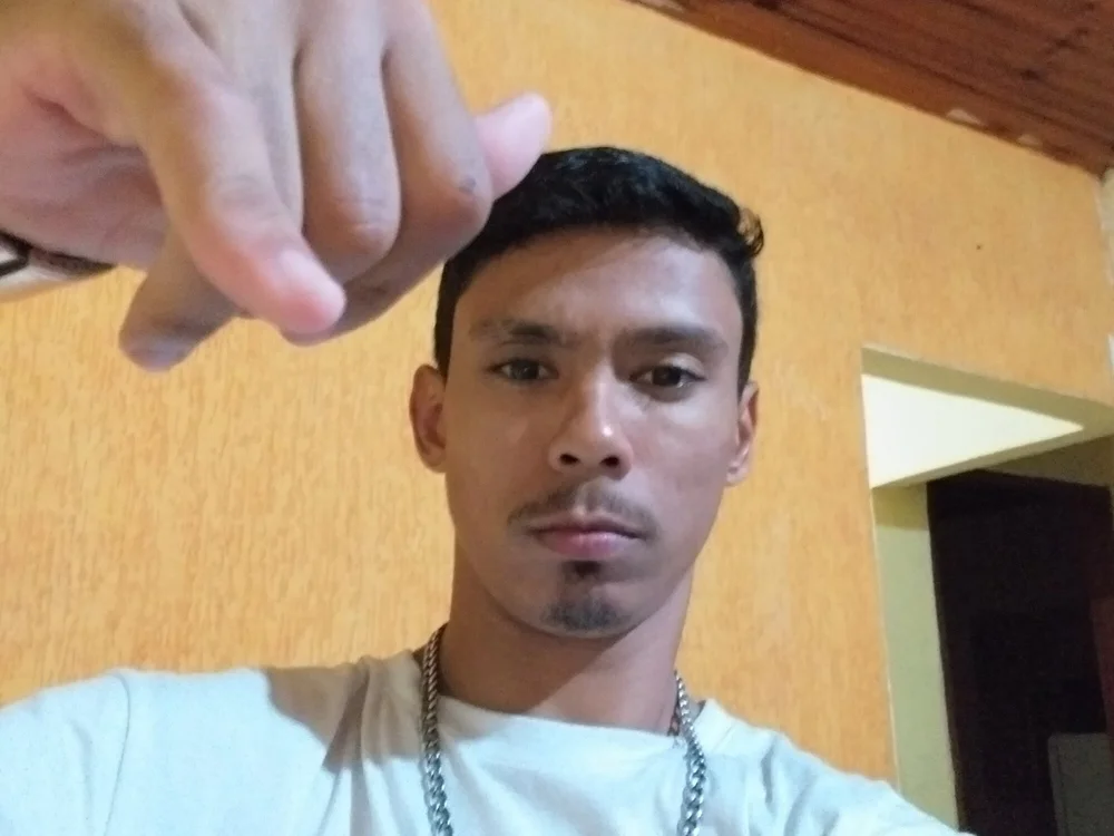 Jame_s007 offline chatrum