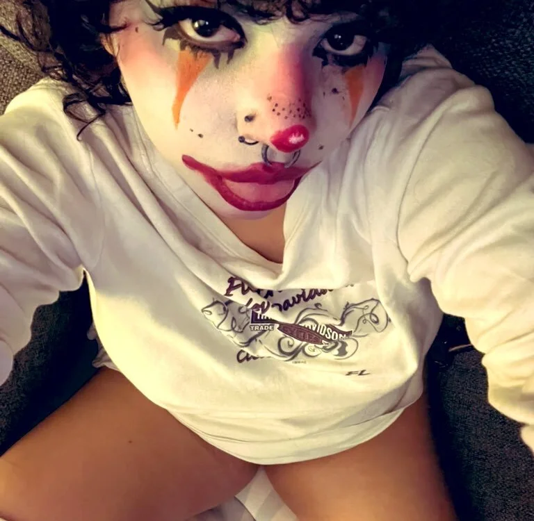 kittygurl420's Offline Chat Room