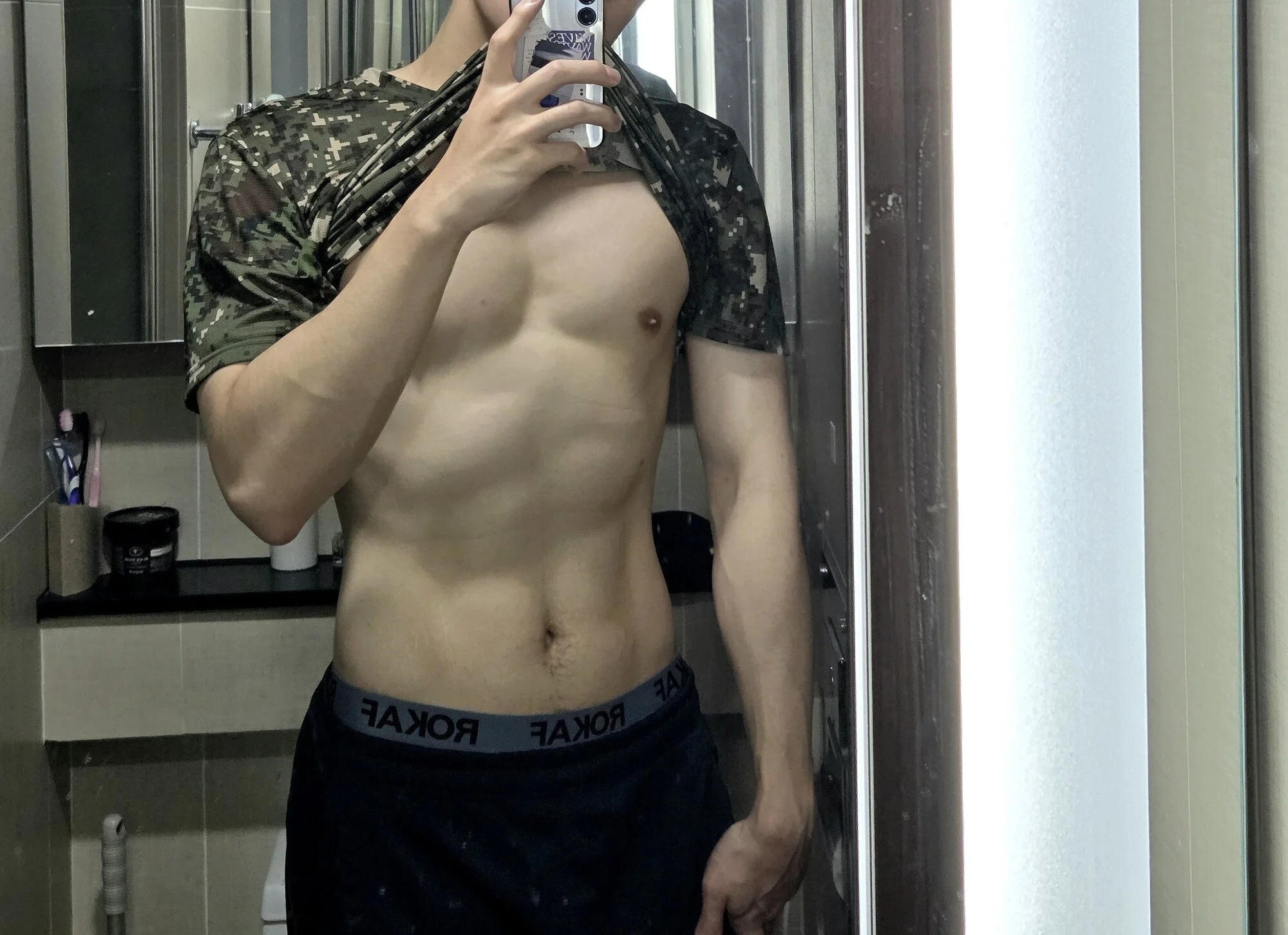 hoon025