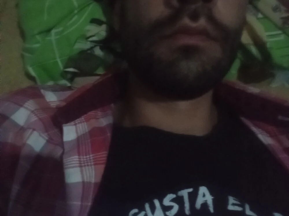 Chicostone79 Offline XXX-chat