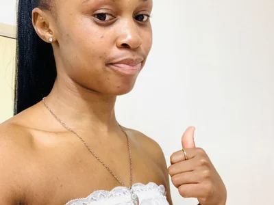 Pearl_00 on StripChat