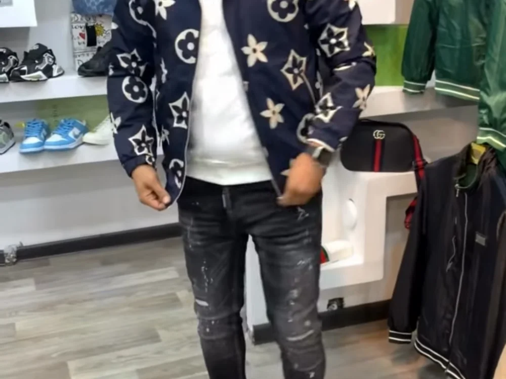 anisbkkkkk's Offline XXX Chat