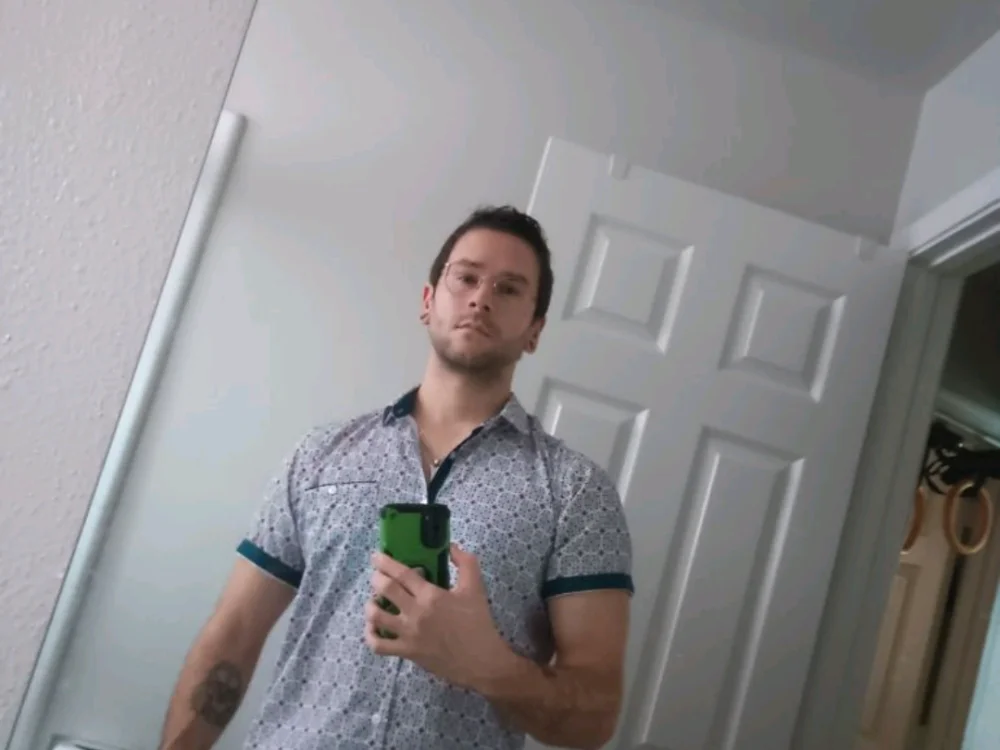 SirEl Adlı Modelin Çevrimdışı XXX Sohbeti